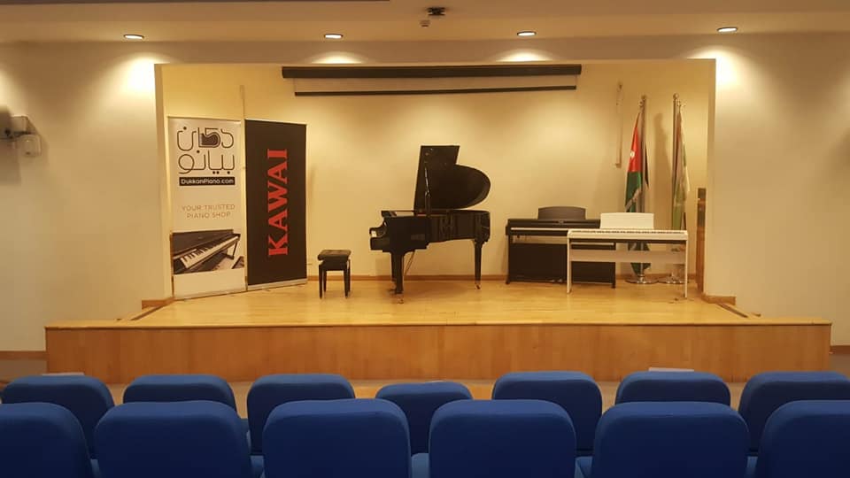 baby grand piano hire