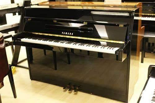 Yamaha upright piano